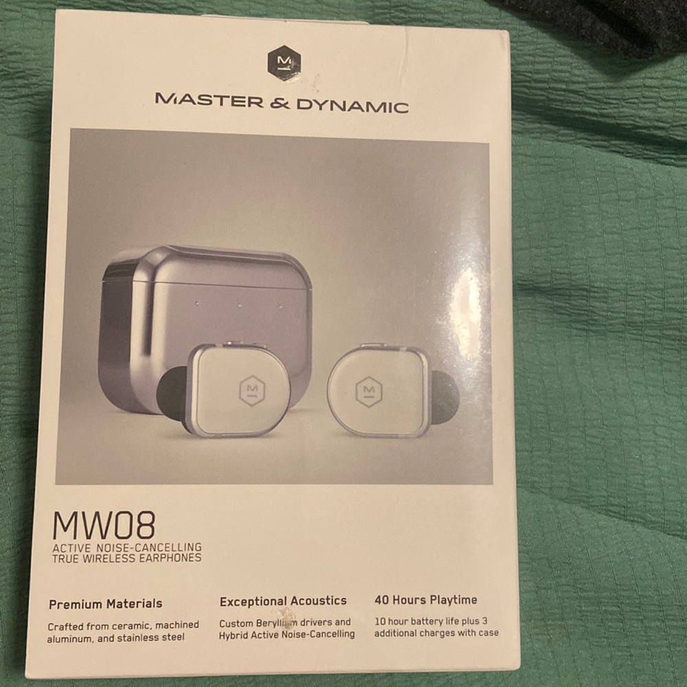 Master and Dynamic ear buds